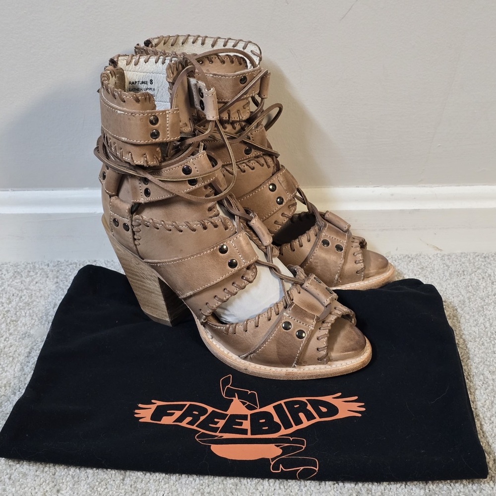 FREEBIRD by Steven Rapture Sandals Sz 8 Tan Leather Gladiator Lace Up Block Heel